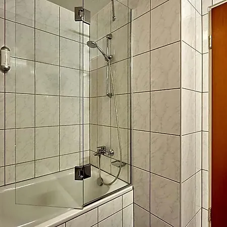H+ Hotel 4*