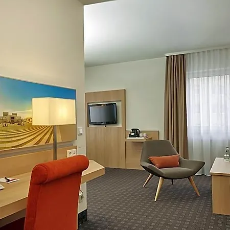 H+ Hotel 4*