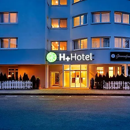 H+ Hotel 4*