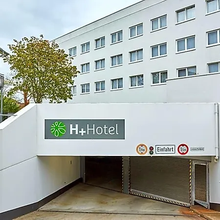 H+ Hotel 4*