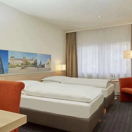 Hotel H+ 4*