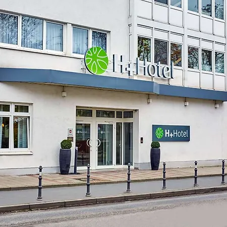 H+ Hotel 4*