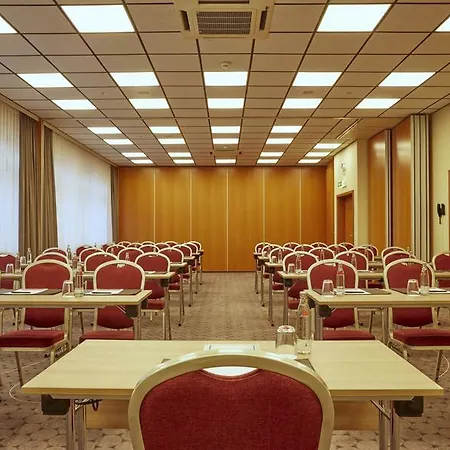 Heiner Hotel Darmstadt 4* Darmstadt