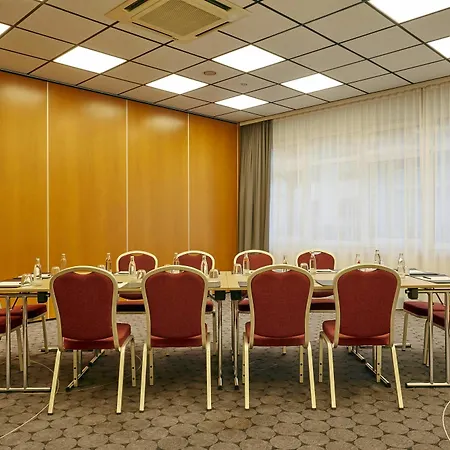 Hotel Heiner Hotel Darmstadt 4*